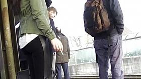 Candid - Young Babe In Black Tight Pants