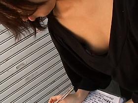 Downblouse voyeur on the hunt for tasty nipples.