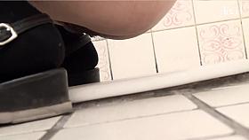 Toilet voyeur No.1502061 Exclusive video squat toilet voyeur in the Hospital outlook dyed TO-6090 THE