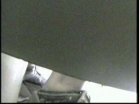 Hot fat booty peek of the pissing amateur on toilet cam