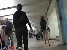 Legal Age Teenager girl in flashes upskirt