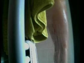 Consolandose en la ducha