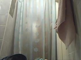 UNAWARE ROOMMATE EWA CAUGHT WITH HIDDEN CAM IN BATHROOM