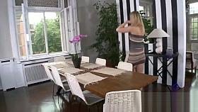 Gorgeous hottie is flaunting her spread pink slit in close up