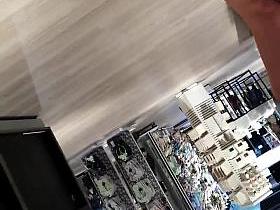 Teenbeine in sexy kurzer shorts