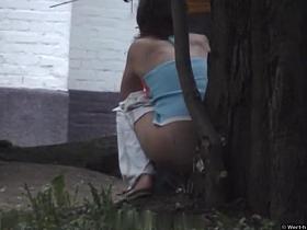 Girls Pissing voyeur video 223