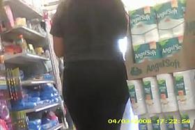 big chick with huge ass in store(hidden cam)