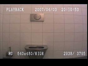 Amateur mature blonde hidden piss cam