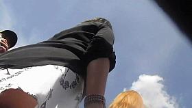 Upskirt tanga azul