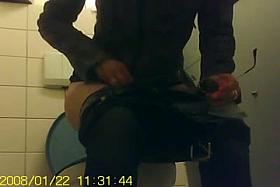 hairy mature hiedden taped sazz