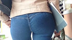 JEANS ASS ,SWEET THIGH GAP