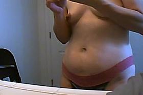 Sexy Milf Showing her hot bush