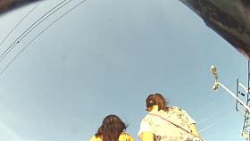 Super sexy babe with plump ass in the jean upskirt video