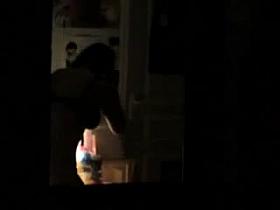 Espiando por la ventana