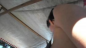 PEITINHO QUASE TODO PARA FORA .