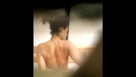 Vestuario1 - Las tetas de la morocha