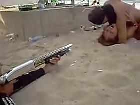 Public voyeur clip of couple fucking on the beach