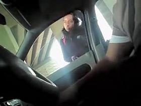 Man in the car frightened amateur with cock flashing