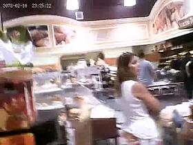 Hispanic MILF with a nice thick booty!