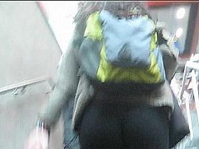 Spying vpl asses in metro great young teen
