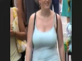 Candid Teen Bouncing Tits in Tanktop