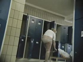 Hidden Camera Video. Dressing Room N 639