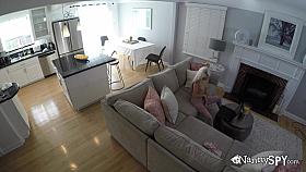 Logan Pierce, Elsa Jean - This Girl Is Cool Only When She Is Alone