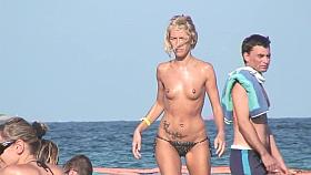 Voyeur HD Beach Video N 223