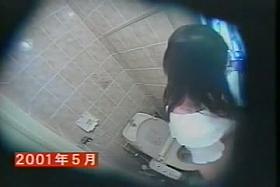 Gal sets comfy on toilet and gets hidden masturbation orgasm