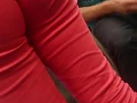 sexy jeans en el metro