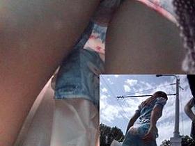 Little dress&rsquo;s up peek