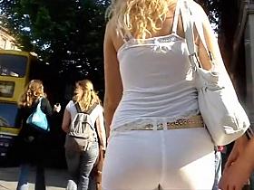 Exotic voyeur clip 1