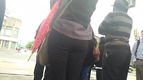 CUTE ASS IN SLACKS