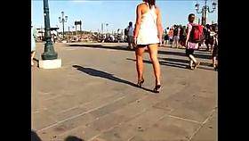 sexy candid milf great legs & shoes