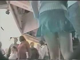 Mall voyeur shoots an upskirt video of a teen going shopping