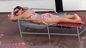 Perving on Pool Girl