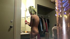HOT AS FUCK COLLEGE BABE CAUGHT UNAWARE AFTER SHOWER IN HER DORM ROOM