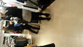 flash no panties in store