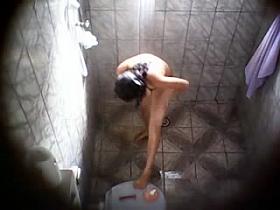 pillada en la rregadera