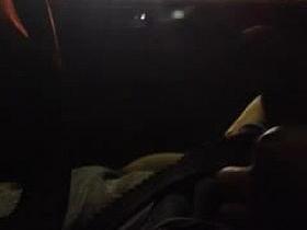 flashing my cock she look