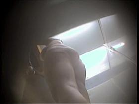 Hot bottom chick on the dressing room spy camera video