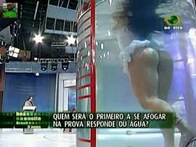 Sexy upskirt footage with a great bubble ass in panties