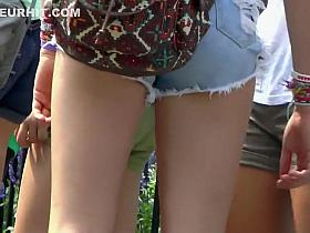 Hottie keeps scratching her ass crack