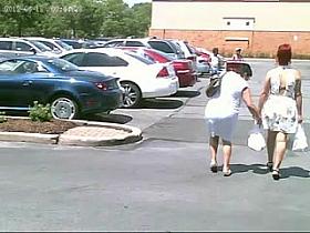 Upskirted a Redhead With a Great Ass!!