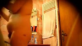 Huge hairy pussy of the mature mommy