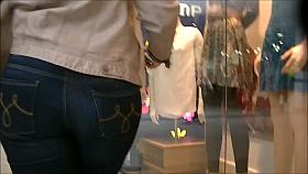 Candid big ass blonde milf in jeans