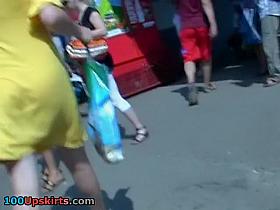 Very clear upskirt in the bus