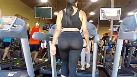 big booty at gym