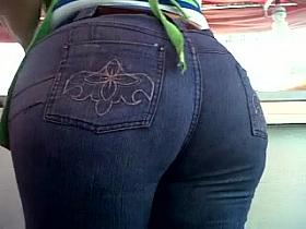 milf wide hips booty