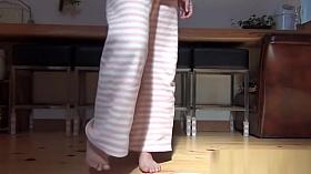 Kinky asian collects pee